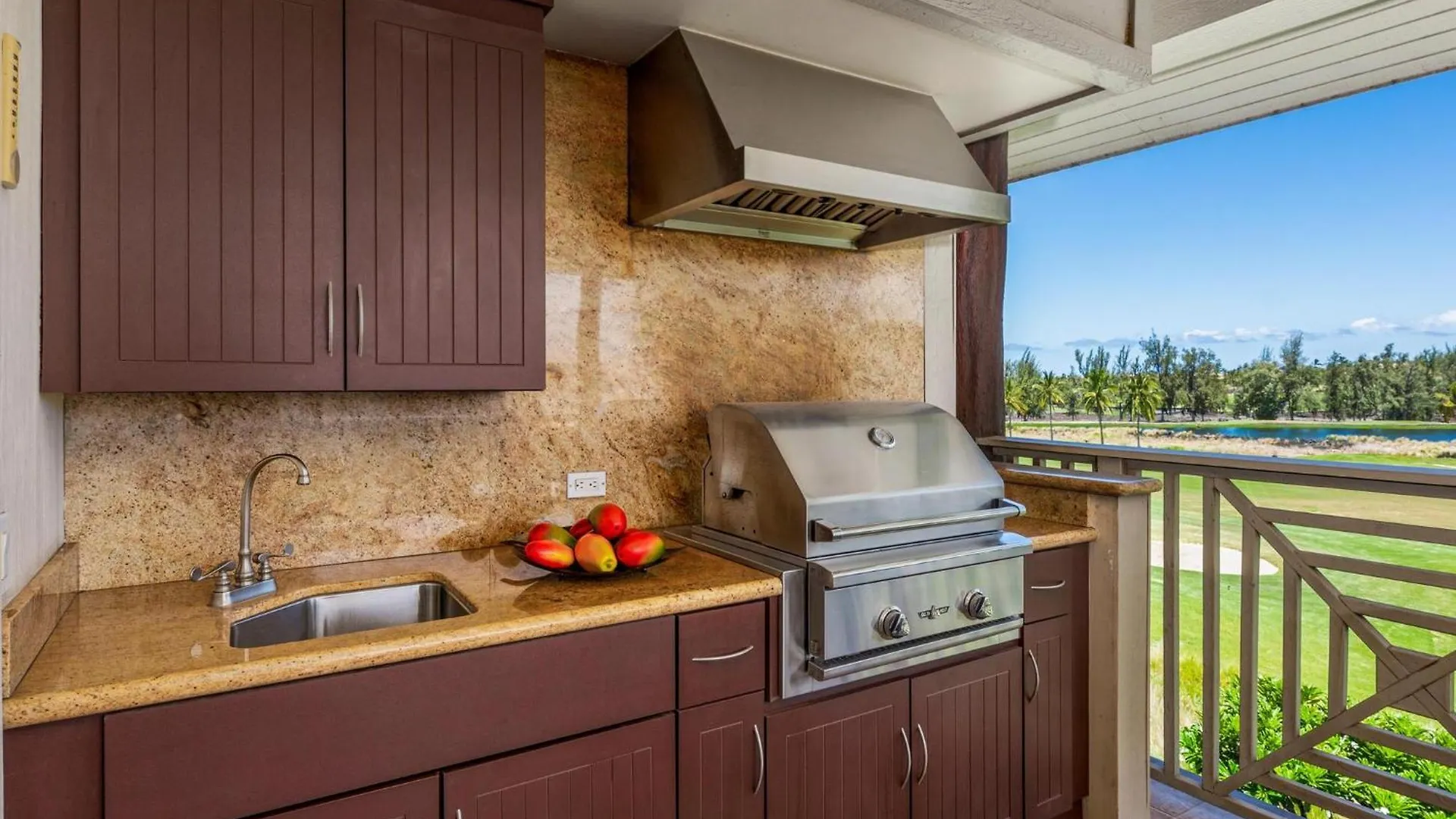 J33 Waikoloa Beach Villas 0*,